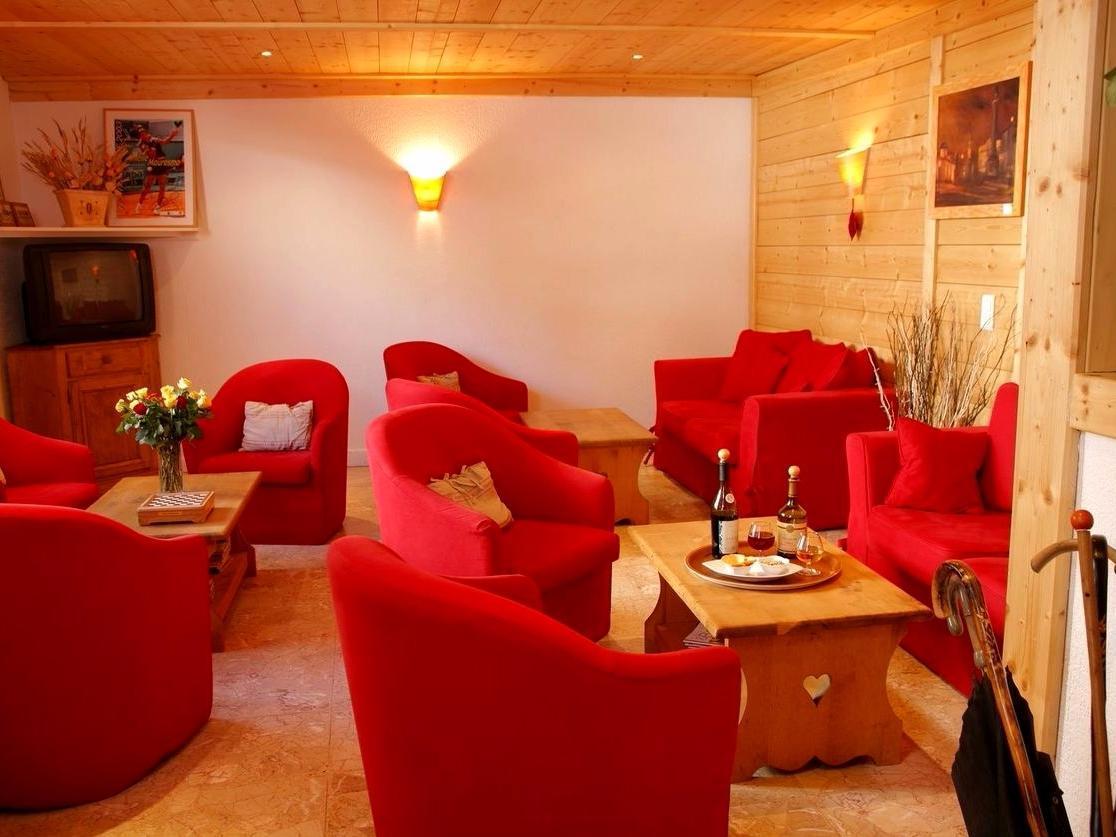 Logis Les Arobiers Hotel Lamoura Exterior photo
