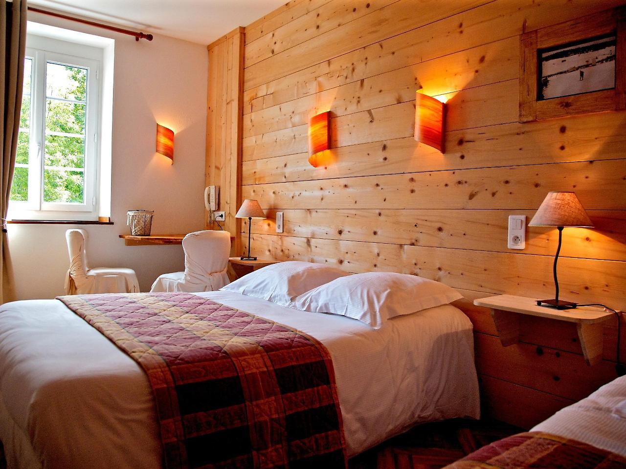 Logis Les Arobiers Hotel Lamoura Exterior photo